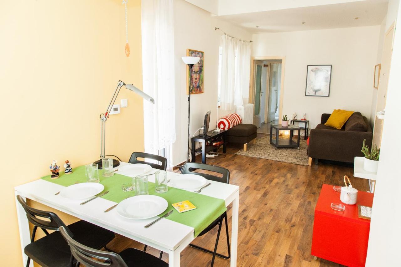アテネBright Apt. With Lovely View In Lycabettus!アパートメント エクステリア 写真